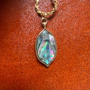 Abalone pendant necklace